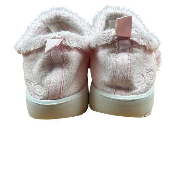 OOFOS Oocoozie Women's Pink Fleece Low Sneakers - Picture 3 of 11